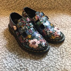 Dr. Marten’s Flower Mary Jane